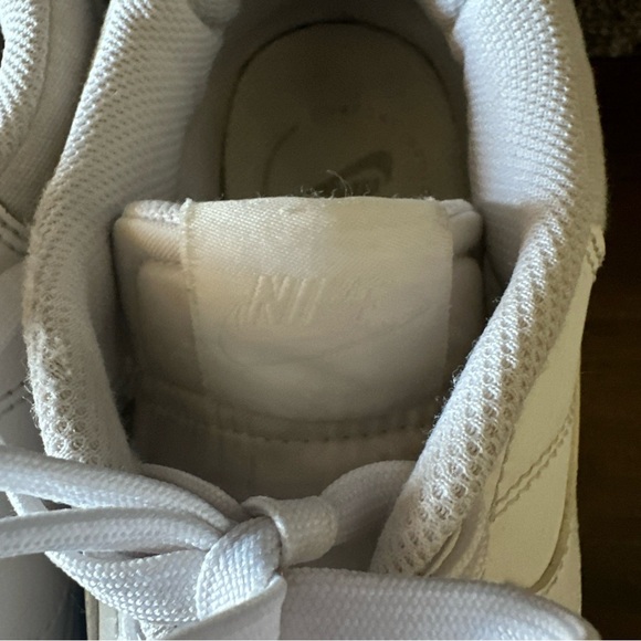 Nike Court Legacy Lift Women’s Size 10 Triple White Shoes DM7590-101 Platform - Picture 6 of 10